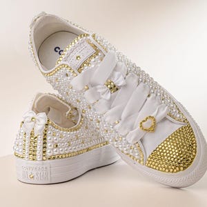 Sneakers Wedding Converse /Bling and Pearl /Wedding Custom Converse / Bride Converse / Wedding Chucks / Personalized Bride Shoe/Gold