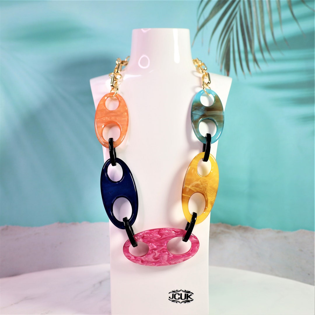 Chunky Acrylic Statement Necklace Colorful Geometric Oval Bead Jewelry chunky-acrylic-statement-necklace-colorful-geometric-oval-bead-jewelry