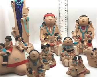 Vintage Cleo Teissedre Native American Storyteller Figurines Signed 1986