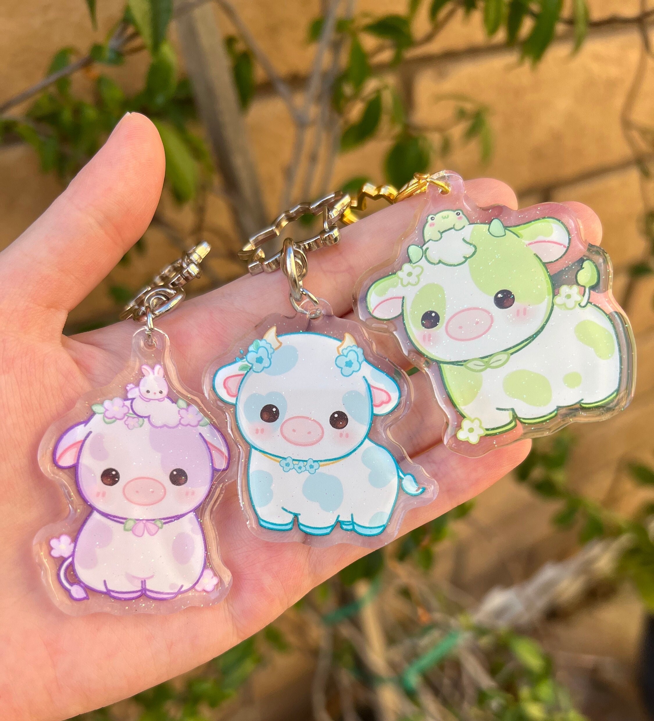 カウカウ様　キーホルダー Flower Cow Acrylic Keychain, Kawaii Cow Keychain, Blue Cow