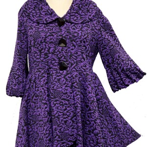 Jacquardkavaj för kvinnor, High fashion-kavaj, Damkavaj, Lila kavaj, Konstnärlig damkavaj, Damkavaj i plusstorlek, storlek Small, M och L bild 3