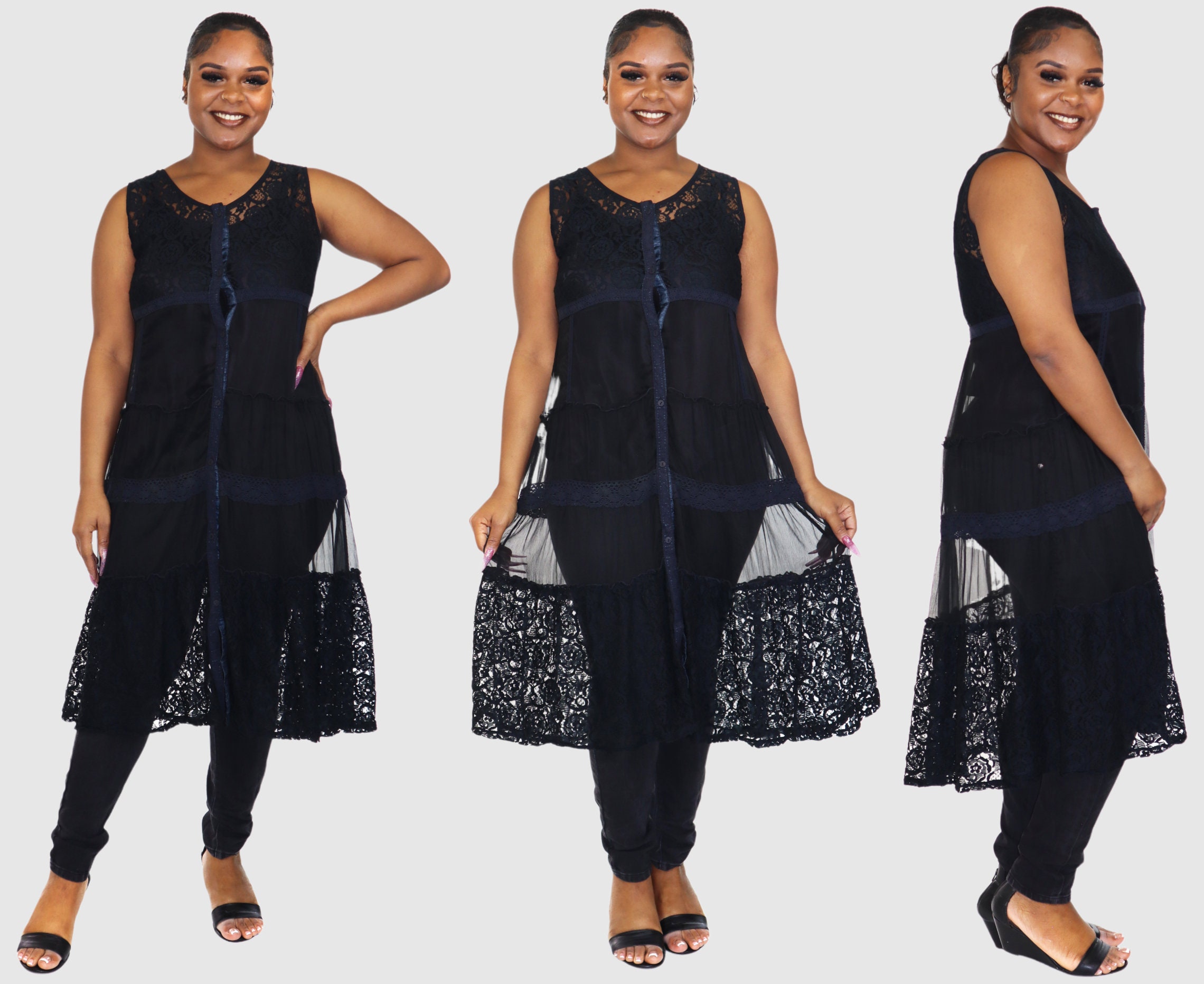 Women Elegant Laced Embroidered Button Down Sleeveless
