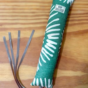 Cat Kicker Toy: Furn