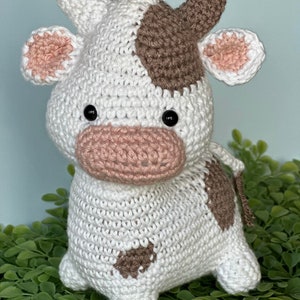 Crochet Cow, Stuffed Animal, Baby Gift, Small Cow, Mini Cow, Stuffed Cow, Farm Animal, Ready TO SHIP