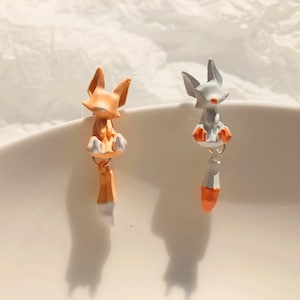 Fuchs Ohrstecker/Weiß & Orange Fuchs Ohrringe/Pixelierte Tiere Ohrringe/Asymmetrische Cartoon Fuchs Ohrringe/Origami Tier Schmuck