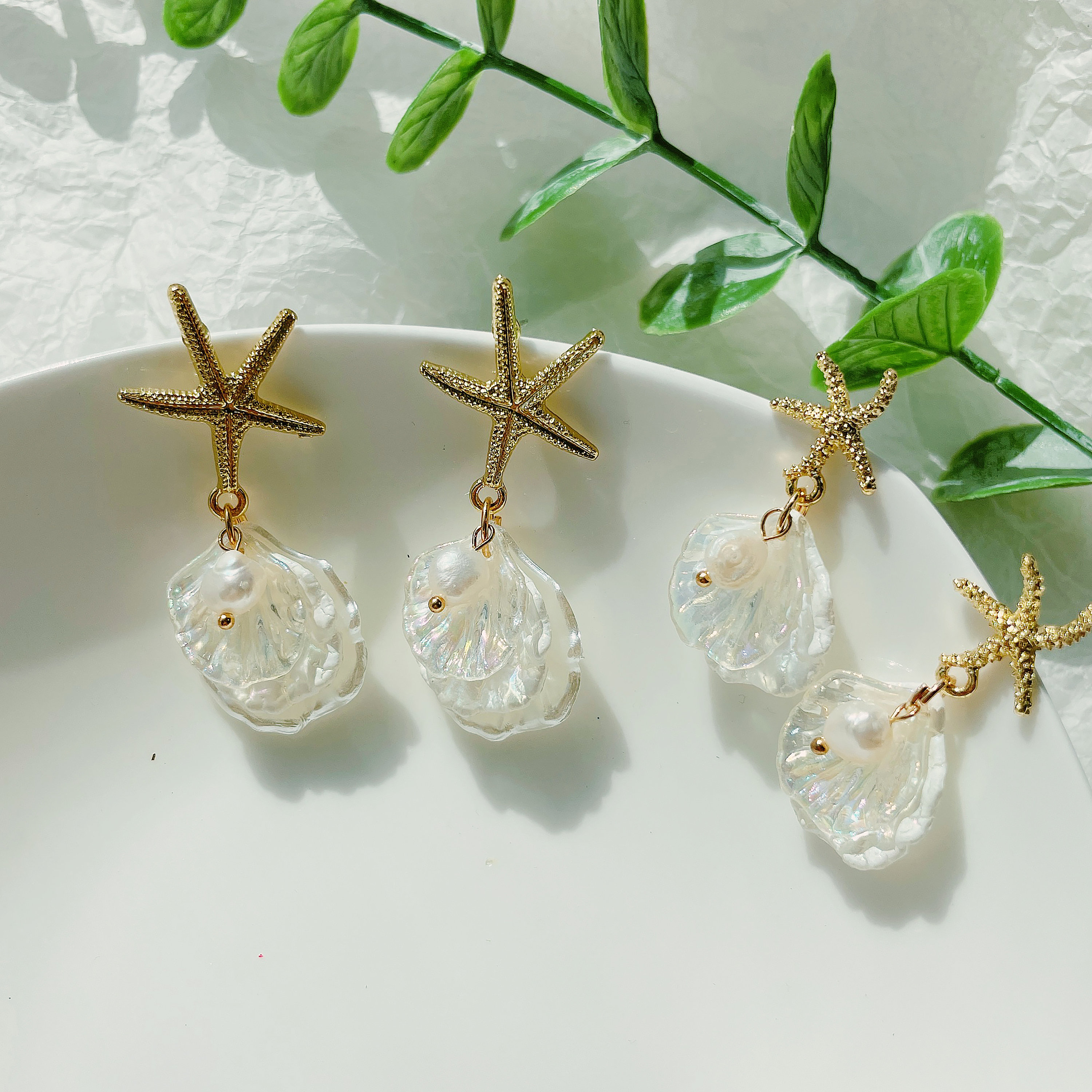 Gold Seestern Ohrringe/Muschel Perlen Ohrringe/Seestern mit Muschel Ohrringe/Sommer Ohrringe/Strand und Tropische Geschenke