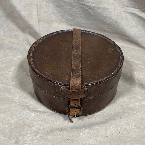 Vintage 1940s Antique Small Round Leather Mens Collar box with Buckle and Red Leather Inside