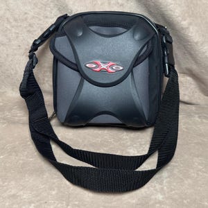 Vintage 2000s Fellowes Exo Compact Disc CD Player and 32 CD Wallet Storage Travel Carrying Case & Removable Shoulder Strap
