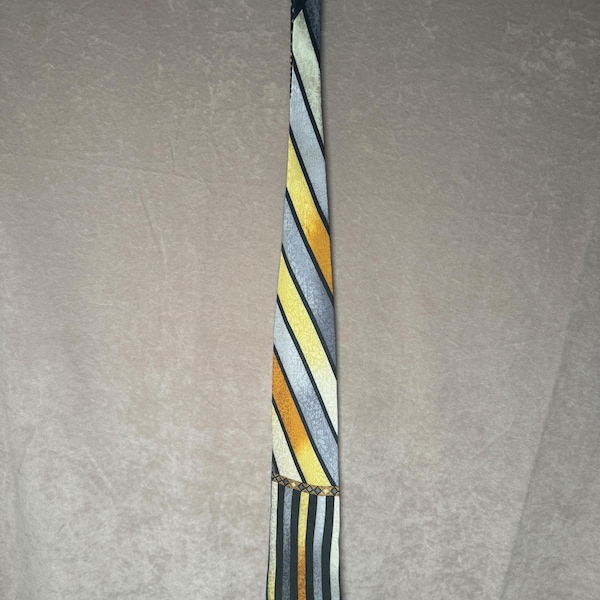 Vintage 1980s Gianni Versace Necktie 100% Silk Handmade in Spain Neiman Marcus Fashion