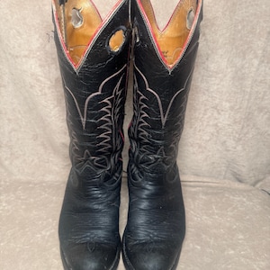 Vintage 1980s Tony Lama Men&#39;s Western Leather Boots Black/Red Piping & Stitching Style 6361 Size 6