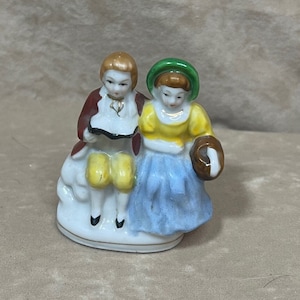 Vintage 1950s Made in Japan Hand Painted Victorian Ceramic Sitting Male and Female