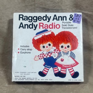 Vintage 1973 Concept 2000 Philgee Raggedy Ann & Andy Portable Solid State Transistorized Radio with Headphones, Manual, Box