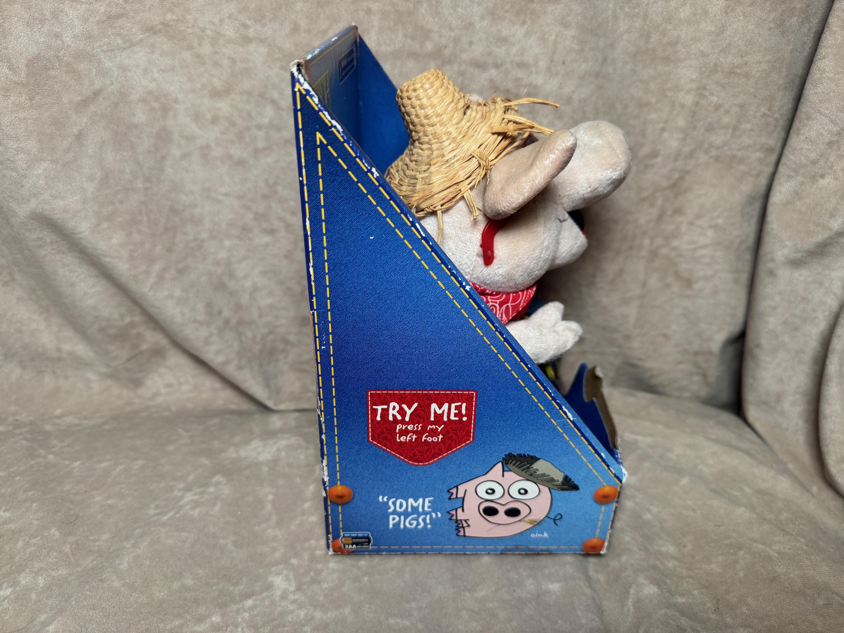Vintage Early 2000s Gemmy Toys Enos Country Pig Battery Powered