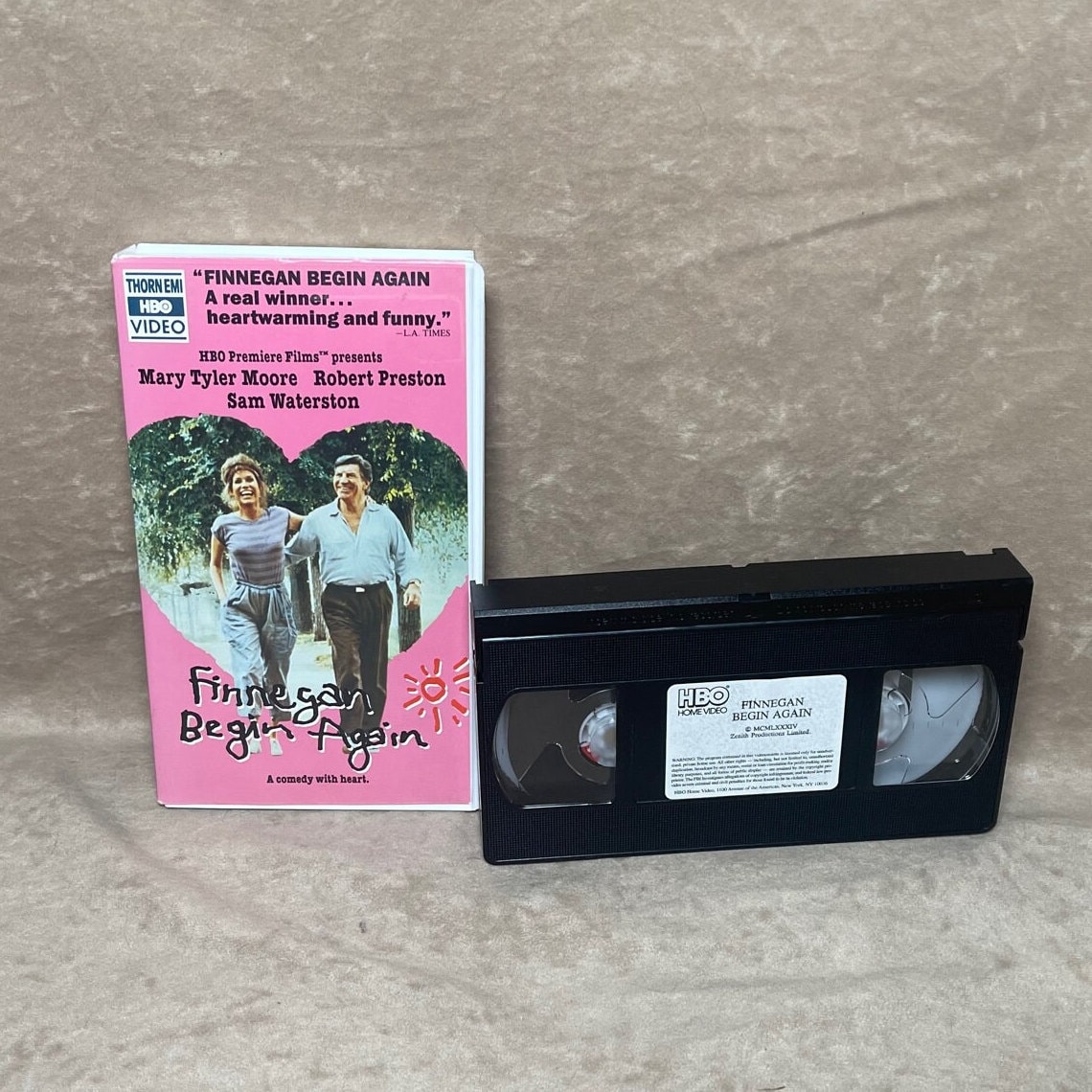 vintage 1989 Thorn EMI HBO Home Video Finnegan Begin Again VHS Vidéocassette Film avec étui rigide