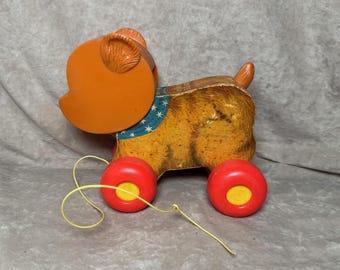 Vintage 1966 Fisher-Price #711 Cry Baby Bear Wood/Plastic Pull Along Toy Vintage Toys