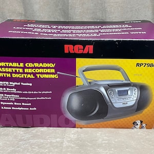 Vintage 1998 *New in Box* RCA RP-7986 Portable CD/Radio/Cassette Recorder Boombox with Digital Tuning