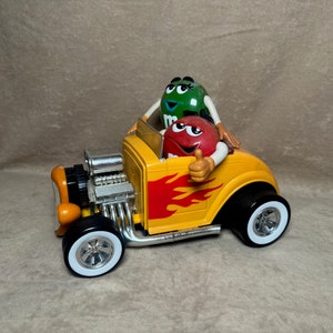 Vintage 1990 M&M&#39;s Red and Green Hotrod Car Candy Dispenser