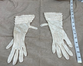 Vintage Womens White Fabric Opera Gloves