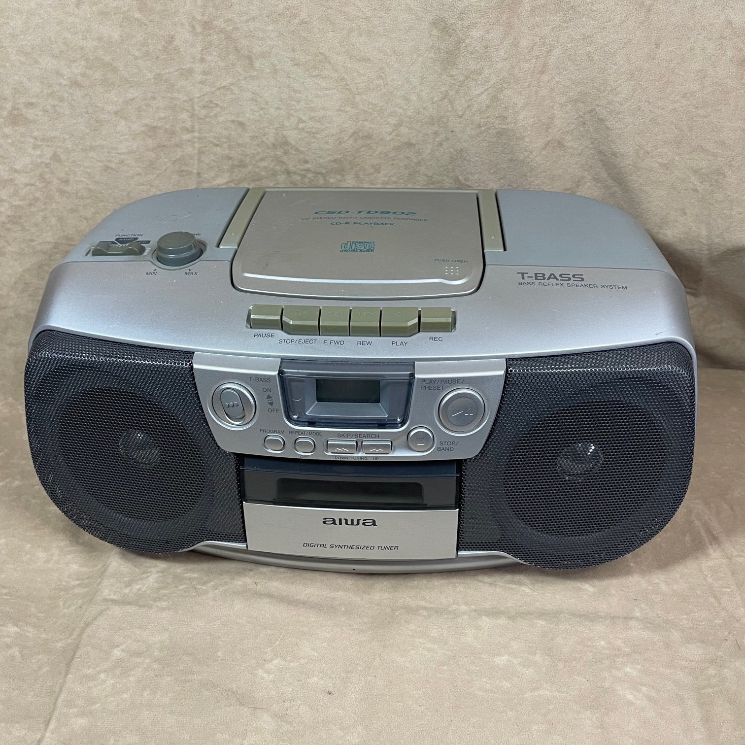 Vintage 2002 Aiwa CSDTD902 CD Compact Disc Radio Cassette Recorder CD