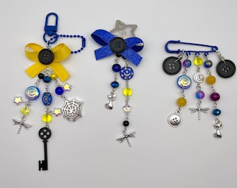 Llavero y pinzas para el pelo inspirados en Coraline, llavero con cuentas, llavero con dije