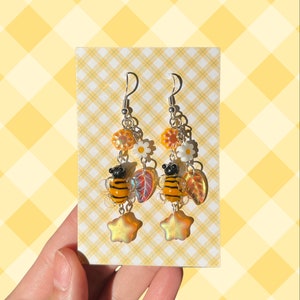 Bee earrings , sterling silver earrings, Czech beads, drop earrings, dangly earrings, spring jewelry, fairycore, cottagecore