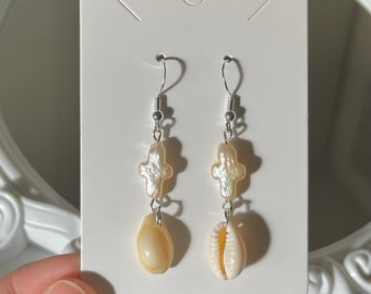 Brincos de concha barrocos, brincos de prata esterlina, concha, pérola barroca, brincos pendentes, estilo praiano, inspirados no oceano, delicados