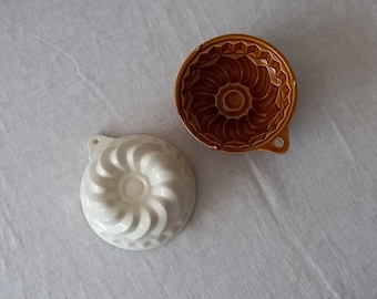 Vintage Dutch Pudding mould, Set of 2