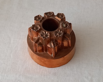 19th English antique red copper pudding or jelly mould / Adams & Son 57 Haymarket London