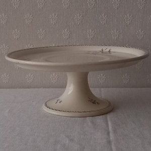 19th Antique white dutch ironstone cake stand by Petrus Regout Maastricht with blue flower pattern/Dutch Ironstone