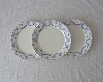 1 x Antique French Flat Plate by Sarreguemines, Decor "Juliana " Purple.