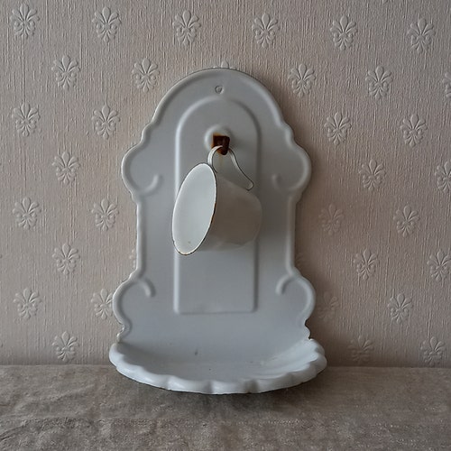 ペトルス・レグー作のアンティークオーバルプレートパターン