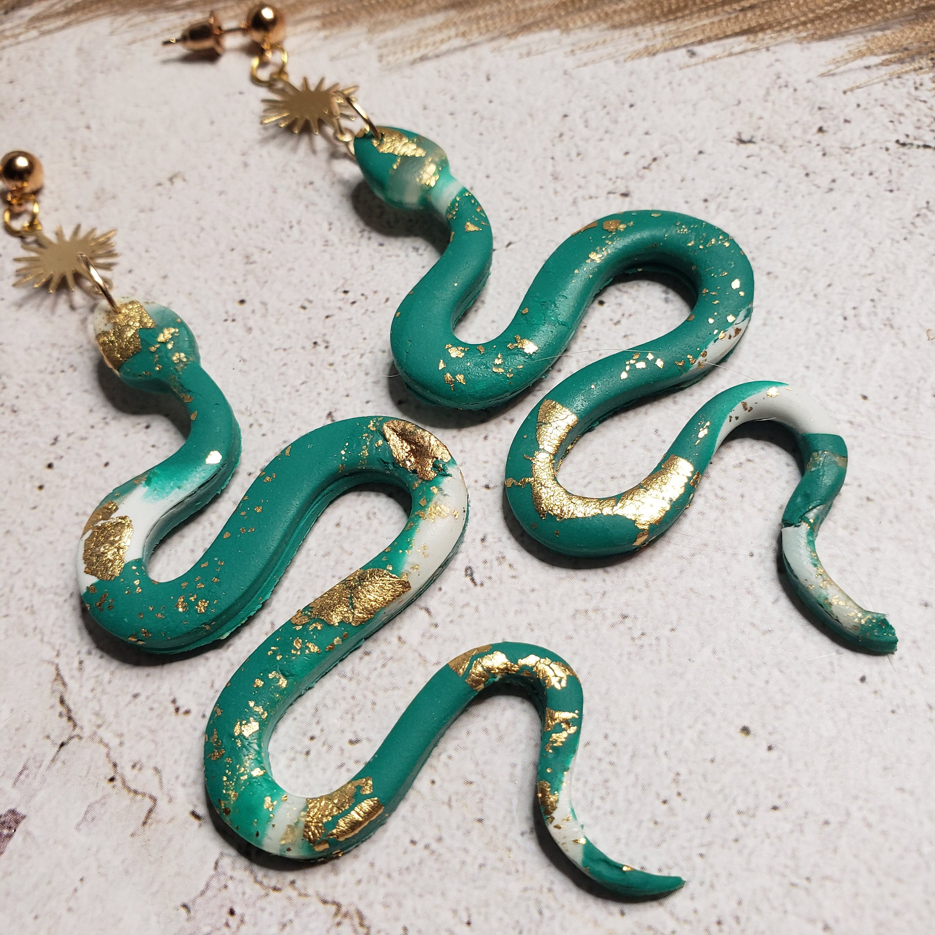Emerald Green and Gold Marble Snake Earrings Snake Dangles -  Portugal
