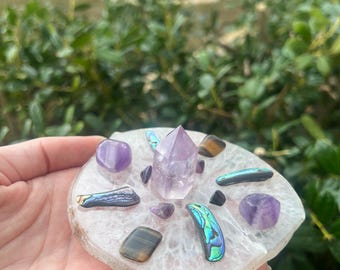 Emotional Healing Crystal Grid Kit – Amethyst, Abalone, Agate