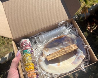 Energy Cleansing Gift Box – Rainbow Sage, Palo Santo, Selenite, Shell