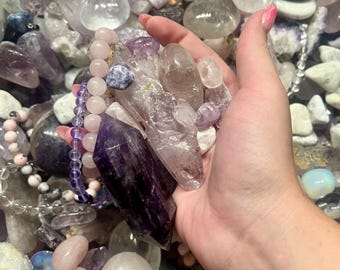 Tranquility crystal scoop