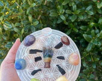 Chakra Alignment Crystal Grid Kit – Gemstone Healing Set