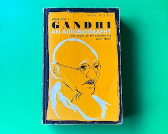 Mohandas K. Gandhi - &quot;An Autobiography&quot; (1957)