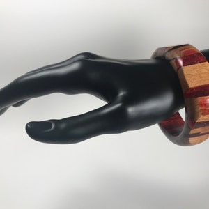 Cherry Wood & Resin Bangle Bracelet – Nature-Inspired Elegance, A06
