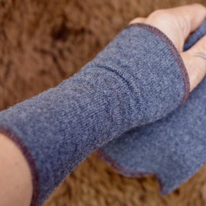 Pulswärmer Damen aus 100% Merinowolle | Handgemacht,weich & warm | Armstulpen Herbst Winter | Fingerlose Handschuhe Einheitsgröße | Geschenk
