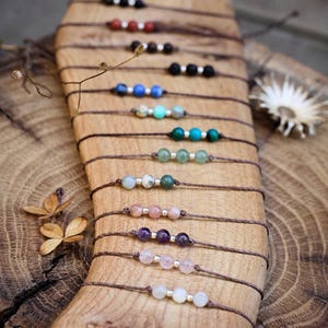 Edelstein Armband personalisierbar - Makramee Armband - Mondstein, Amethyst, Rosenquarz - zartes Geschenk für Sie / für Freundin
