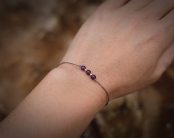 Armband - Fußkettchen - Amethyst - Freundschaftsarmband - Makrameeband - für sie - zierlich - Geschenk