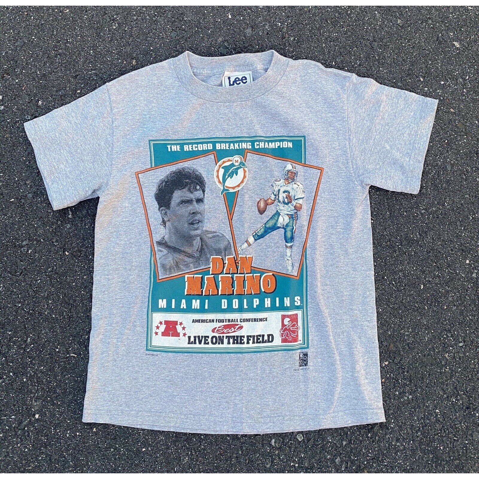 dolphins graphic tee