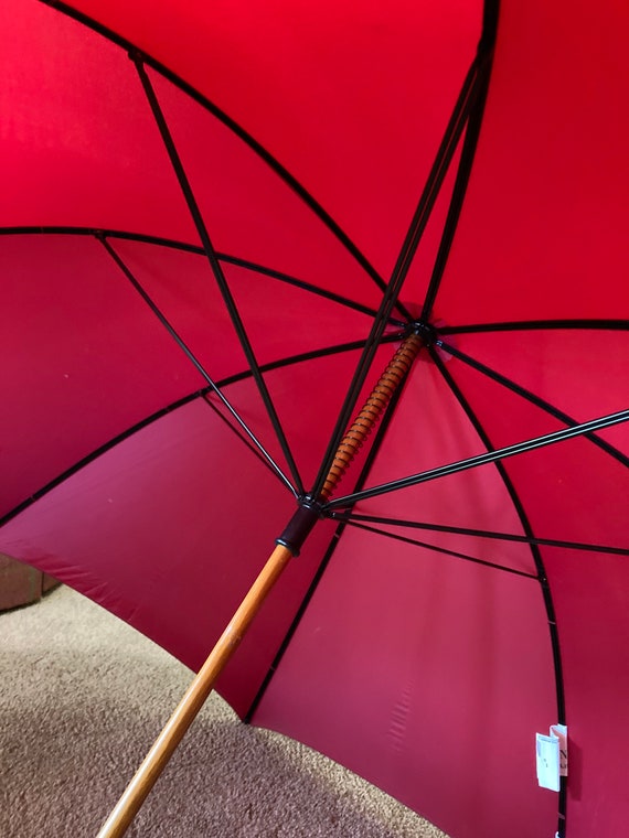 Vintage London Fog umbrella/red umbrella Gem