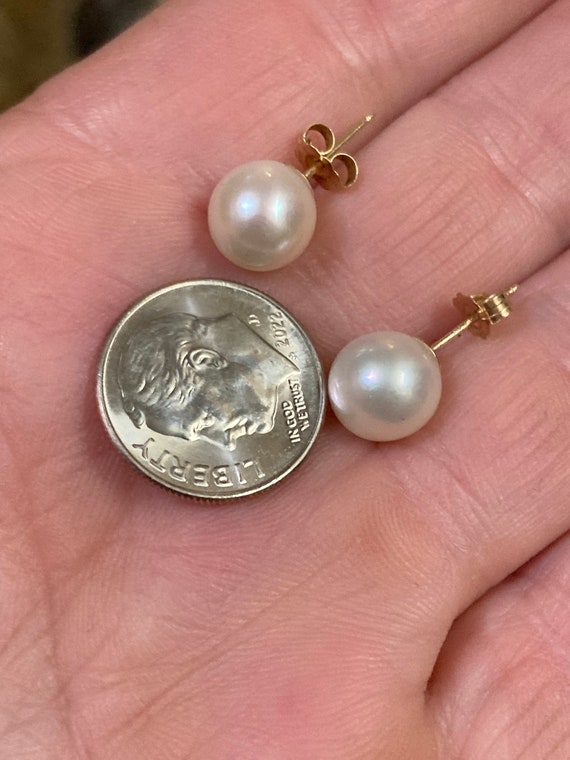 Vintage 14k gold cultured white pearl earrings