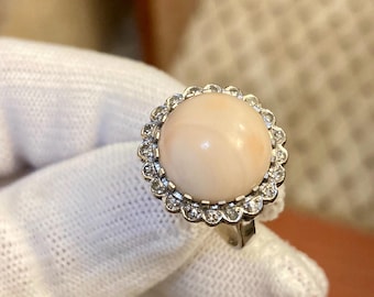 vintage14k white gold conch shell cabochon pearl diamond ring