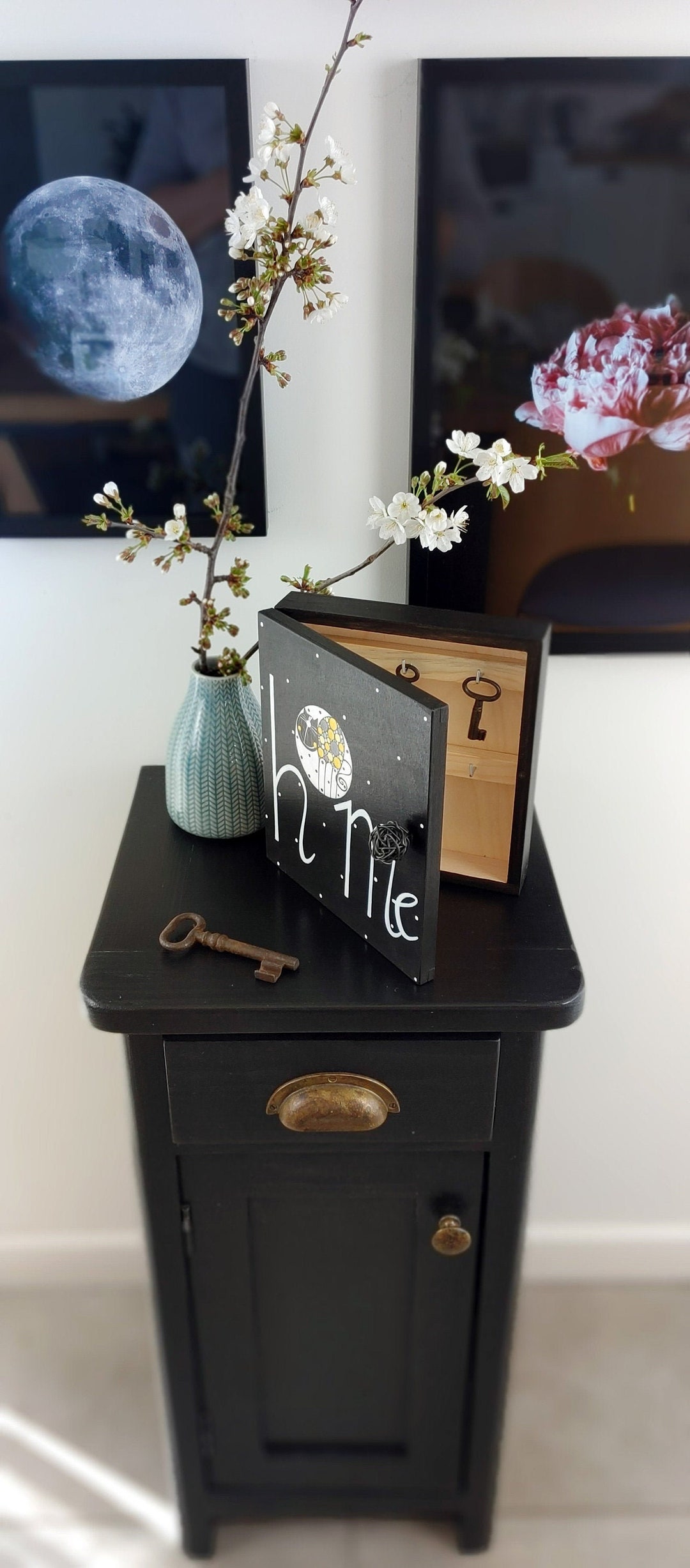 Hand Painted Wooden Key Box: Animal Design, 6 Hooks, Personalized - Etsy