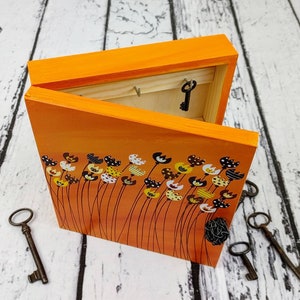 Hand Painted Orange Wooden Key Box, Floral Design, Hanging Key Box, Six Key Hooks, Personalized Key Cabinet, Wooden Hallway Key Box Storage
