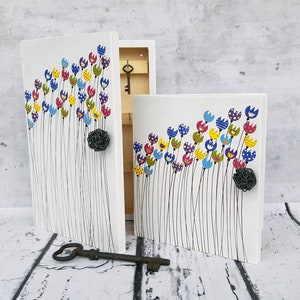 Personalized Wooden Key Holder House, Hand Painted White Key Box, Floral Design, Hanging Key Holder, Key Hooks, Wall Key Cabinet,Key Storage