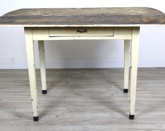 Rustikaler Vintage-Tisch weißes Holz Antiker Schreibtisch 40er Jahre Möbel Einrichtung Made in Italy Antiquitäten