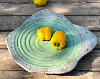 Duża turkusowa ceramiczna miska, element centralny w stylu nadmorskim, ręcznie robiona miska na owoce z ceramiki oceanicznej